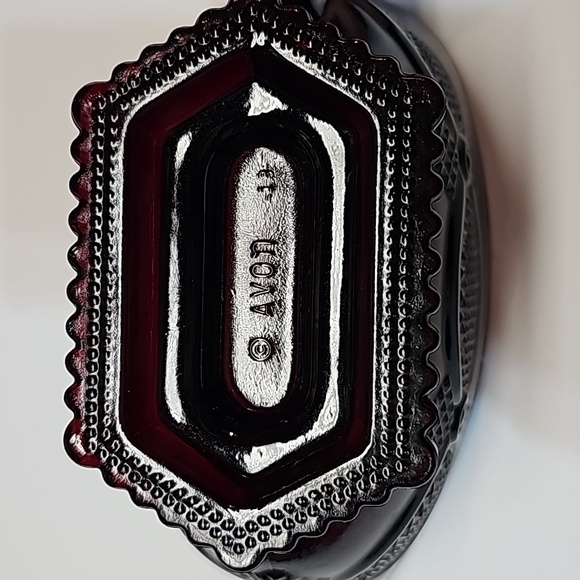 Avon Cape Cod Red Glass Sauce Gravy Boat - Picture 13 of 14